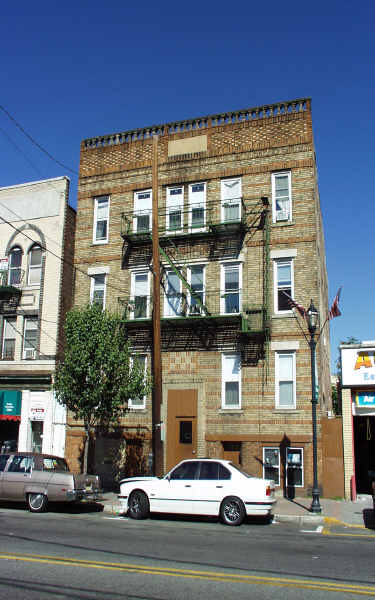 108 60th St in West New York, NJ - Building Photo - Building Photo