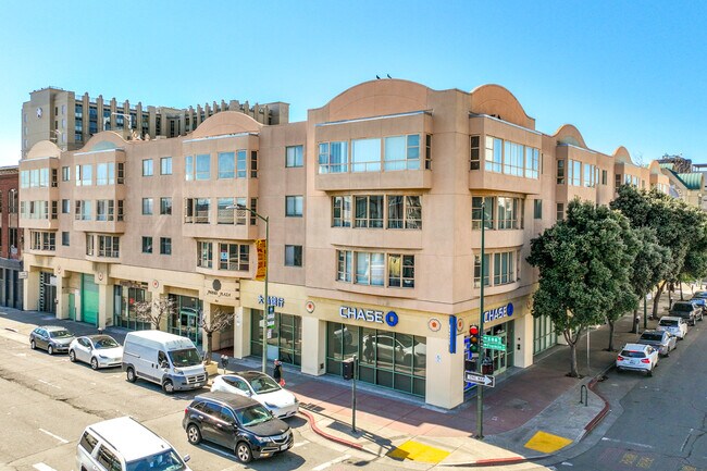 Phoenix Plaza