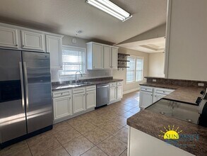 2593 Hartman Ct in Navarre, FL - Building Photo - Building Photo