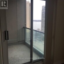 12-2312 Yonge St in Toronto, ON - Building Photo - Building Photo
