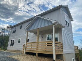 119 Monarch Ln in Boone, NC - Building Photo