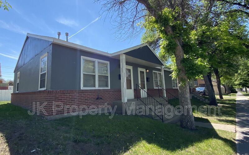 421 14th St N in Great Falls, MT - Building Photo