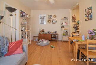 4240 N Clarendon Ave in Chicago, IL - Building Photo - Building Photo