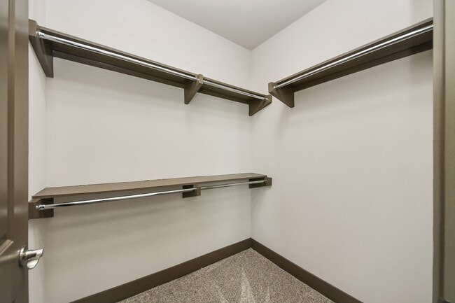 property at 5454 Washington St