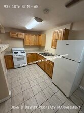 932 10th St N in St. Petersburg, FL - Building Photo - Building Photo