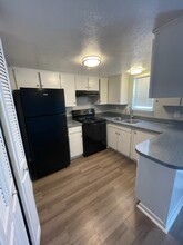 Coral Cay Apartments in Corpus Christi, TX - Foto de edificio - Building Photo