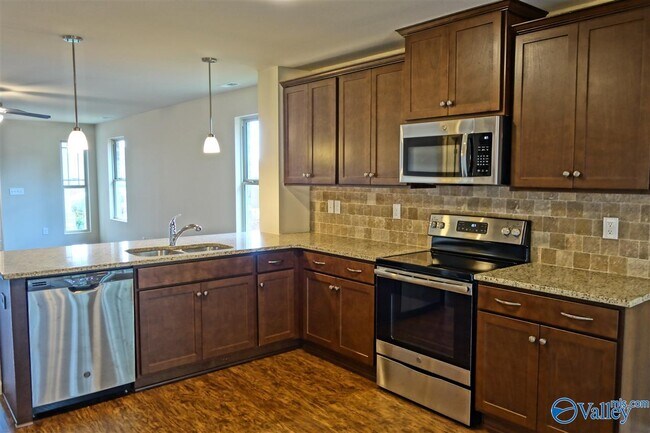 146 Tybee Dr in Madison, AL - Building Photo - Building Photo