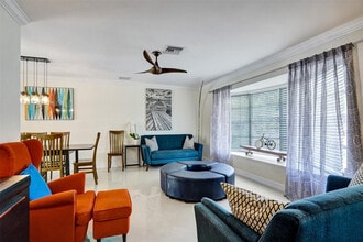 2051 Coral Reef Dr in Pompano Beach, FL - Building Photo - Building Photo