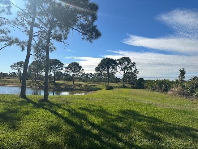 8292 Mulligan Cir, Unit A in Port St. Lucie, FL - Foto de edificio - Building Photo