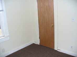 409 9th St in Rockford, IL - Building Photo - Building Photo