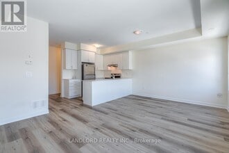 1695 Dersan St in Pickering, ON - Building Photo - Building Photo