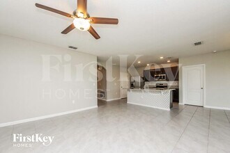 1673 Bay Breeze Dr in St. Cloud, FL - Building Photo - Building Photo