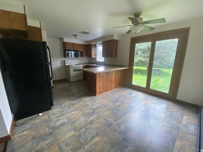 property at 2068 Terry Ln