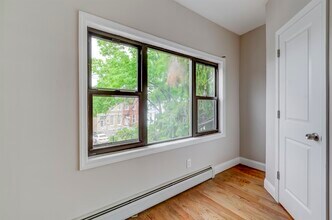 333 Princeton Ave in Jersey City, NJ - Building Photo - Building Photo