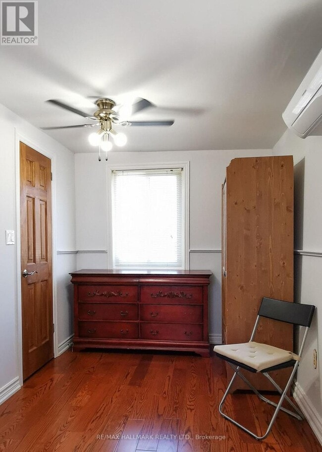 19 Shoreline Pl in Georgina, ON - Building Photo - Building Photo