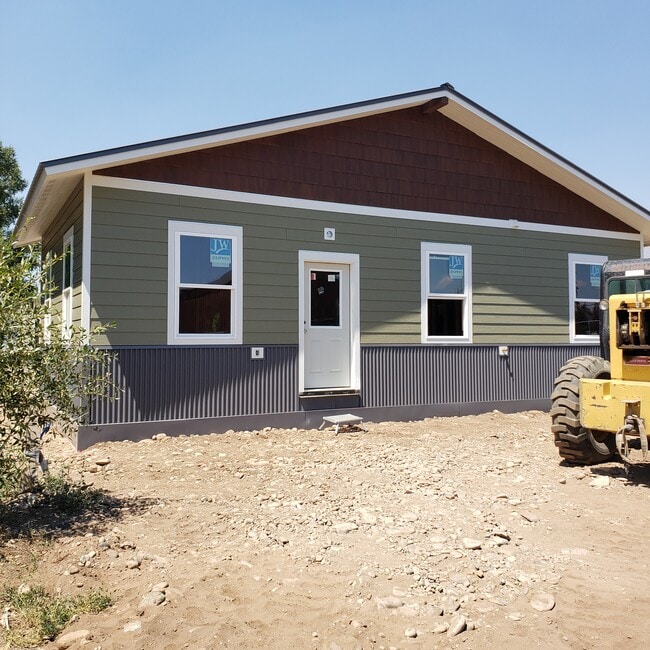 property at 505 S 12th St