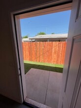 687 W Orange Ave in El Centro, CA - Building Photo - Building Photo