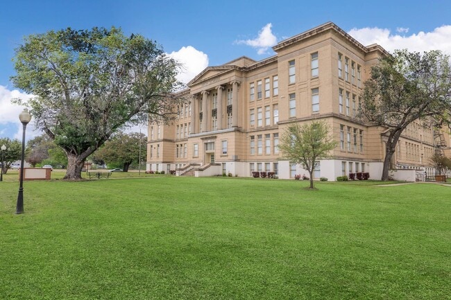 Historic Lofts at Waco High