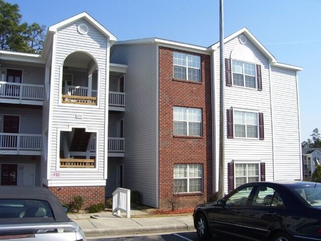 275 Waterdown Dr in Fayetteville, NC - Building Photo - Building Photo