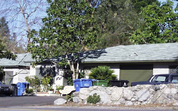 6801-6809 Valmont St in Tujunga, CA - Building Photo