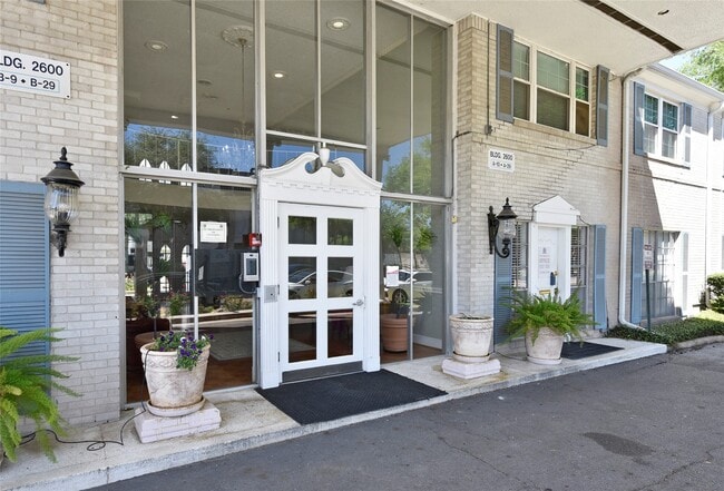 property at 2600 Bellefontaine