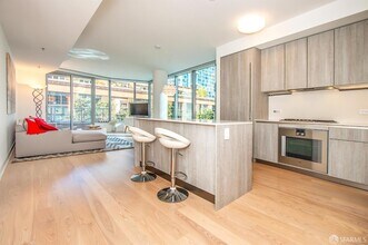 333 Beale St, Unit 6K in San Francisco, CA - Building Photo - Building Photo