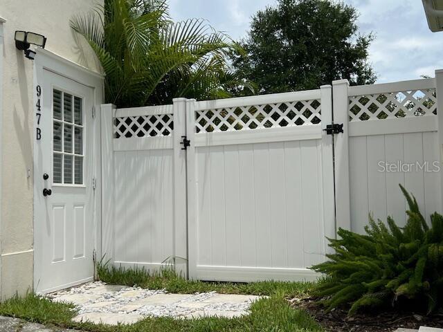 947 Spring Park Loop in Kissimmee, FL - Building Photo