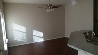 306 Stockade Ln in Denton, TX - Building Photo - Building Photo