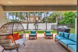 7861 Blue Tanzanite Way in Delray Beach, FL - Building Photo - Building Photo