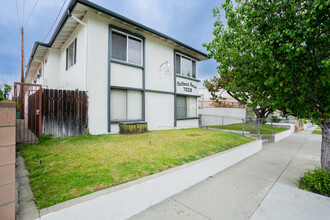 Hellman House in Rosemead, CA - Building Photo - Building Photo