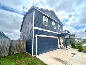 2520 Forgetmenot Ln in Pflugerville, TX - Building Photo - Building Photo