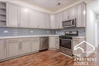 1420 N Talman Ave, Unit 1 in Chicago, IL - Building Photo - Building Photo