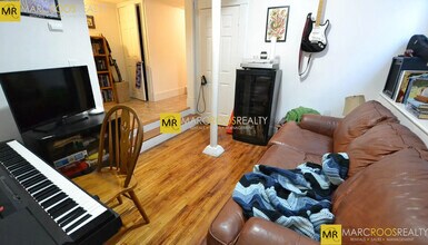 11 Saint Lukes Rd, Unit B in Boston, MA - Foto de edificio - Building Photo