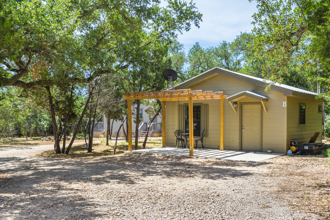 2090 Dara Ln in San Marcos, TX - Foto de edificio