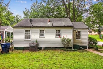 1390 Benteen Ave SE in Atlanta, GA - Building Photo - Building Photo