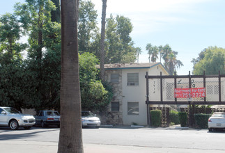 Lido Palms in Riverside, CA - Building Photo - Building Photo