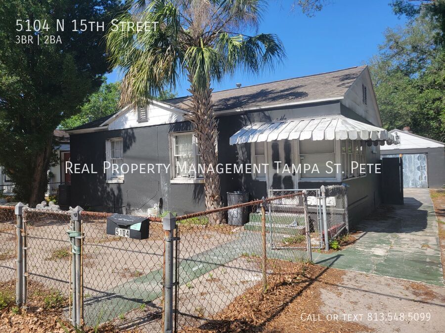 5104 N 15th St in Tampa, FL - Foto de edificio