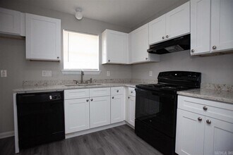 221 Pearl St in Jacksonville, AR - Building Photo - Building Photo