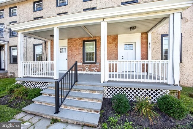 property at 814 Doe Run Rd