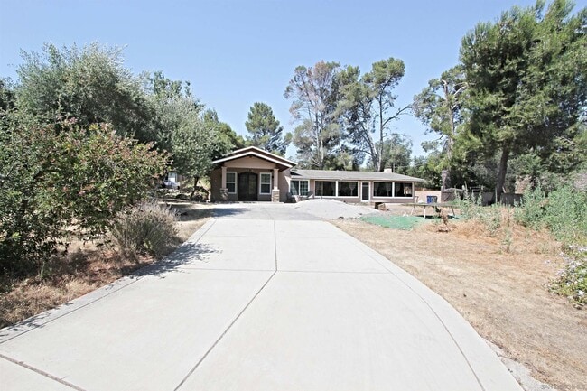 12785 Cobblestone Creek Rd in Poway, CA - Building Photo - Building Photo