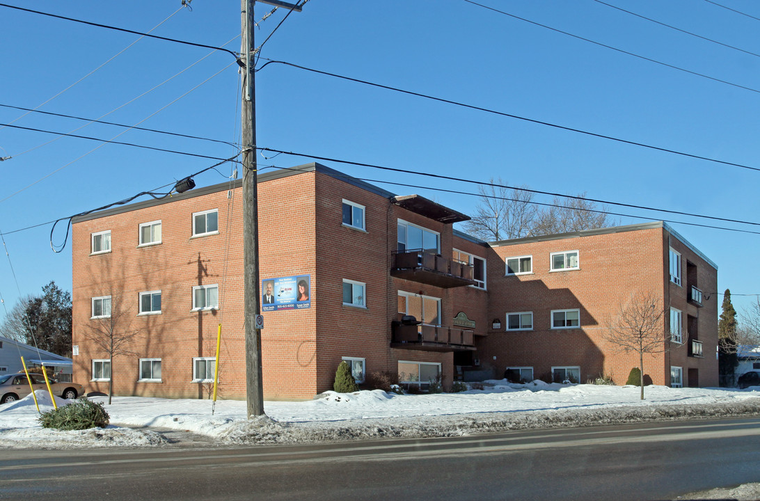 Liberty Cornerstone in Clarington, ON - Building Photo