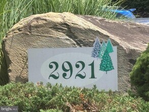 2921 N Leisure World Blvd in Silver Spring, MD - Building Photo - Building Photo