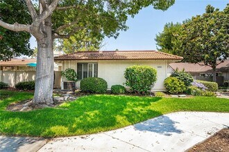 3093 Via Serena N, Unit B in Laguna Hills, CA - Building Photo - Building Photo