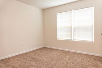 206 Laurel Hl St in Crestview, FL - Building Photo - Building Photo