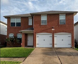 13411 Eldridge Villa St in Sugar Land, TX - Building Photo
