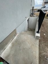 844 N Basalt in Tooele, UT - Foto de edificio - Building Photo