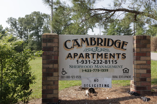 Cambridge Apartments in Dover, TN - Building Photo - Building Photo