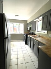 2785 S Kinnickinnic Ave in Milwaukee, WI - Building Photo - Building Photo