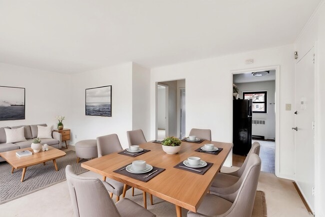 Tivoli Park Apartments in Albany, NY - Foto de edificio - Building Photo