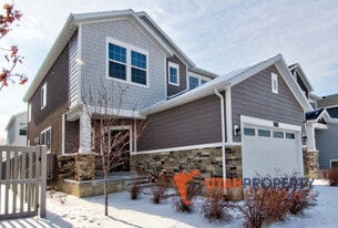 4693 Daisy Ln in Cedar Hills, UT - Building Photo